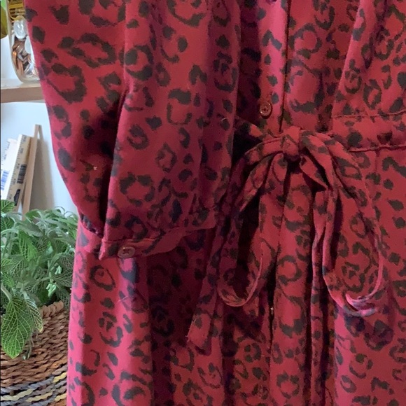 A New Day burgundy leopard print shirt dress S - Picture 6 of 6